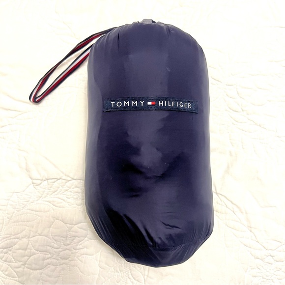 TOMMY HILFIGER PUFFET PACKABLE CONSTRUCTION JACKET in NAVY - Picture 6 of 16